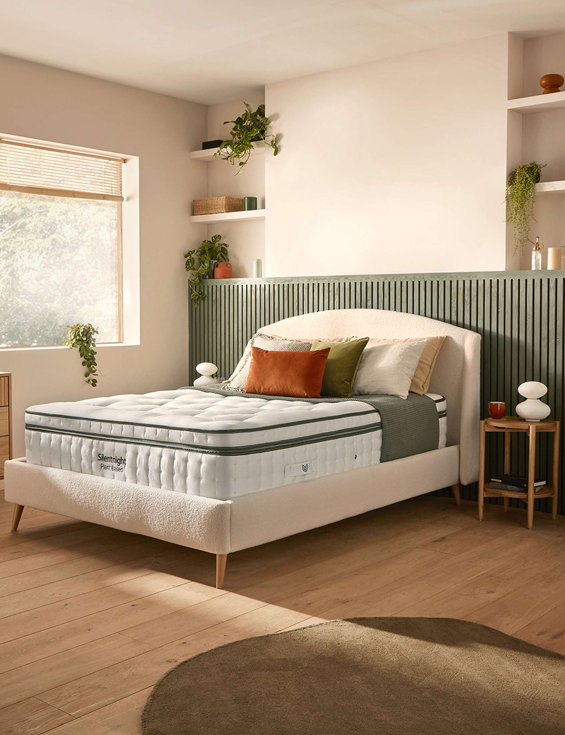 1800 Hypoallergenic Pocket Spring Medium Mattress