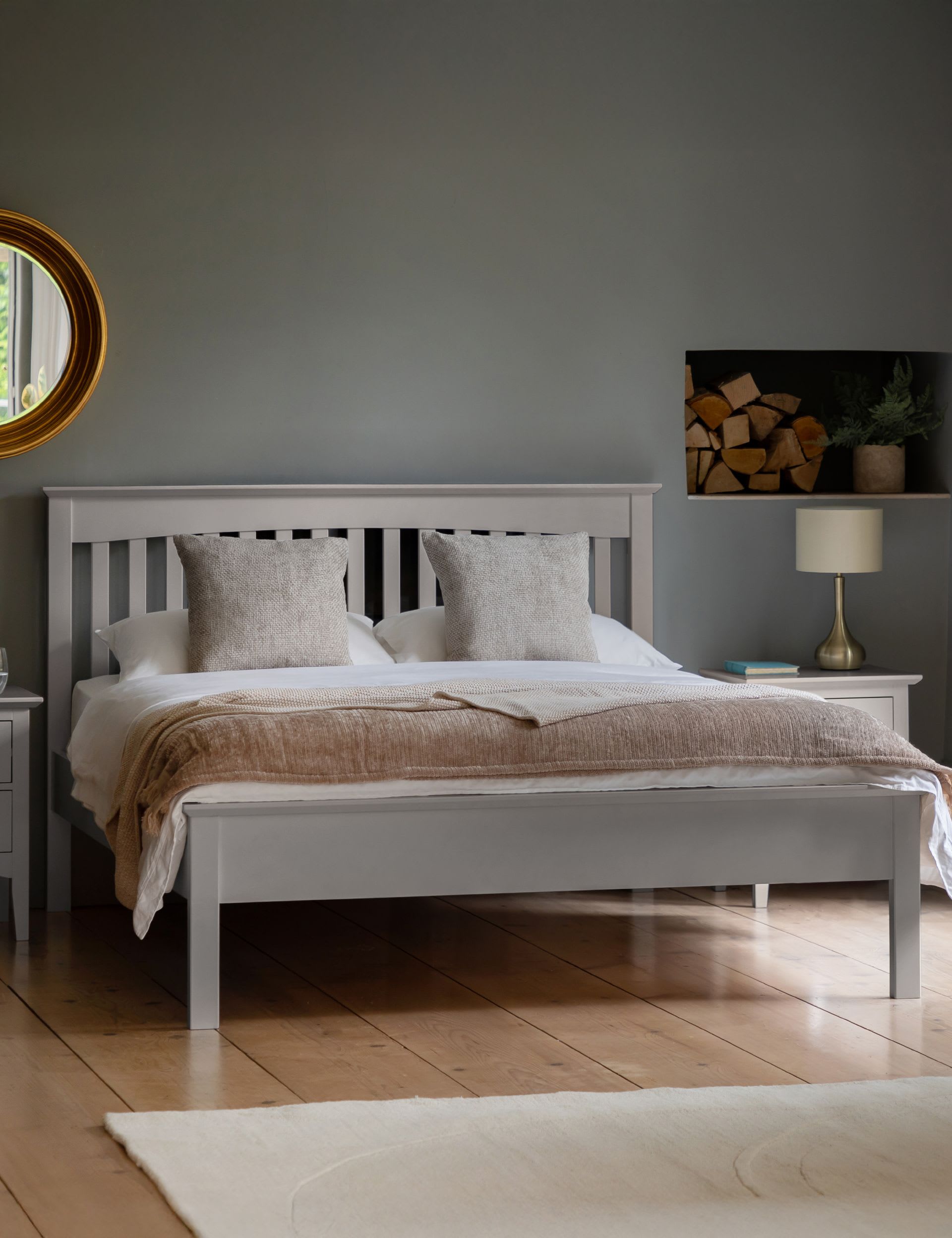 Hastings 4ft 6" Bed