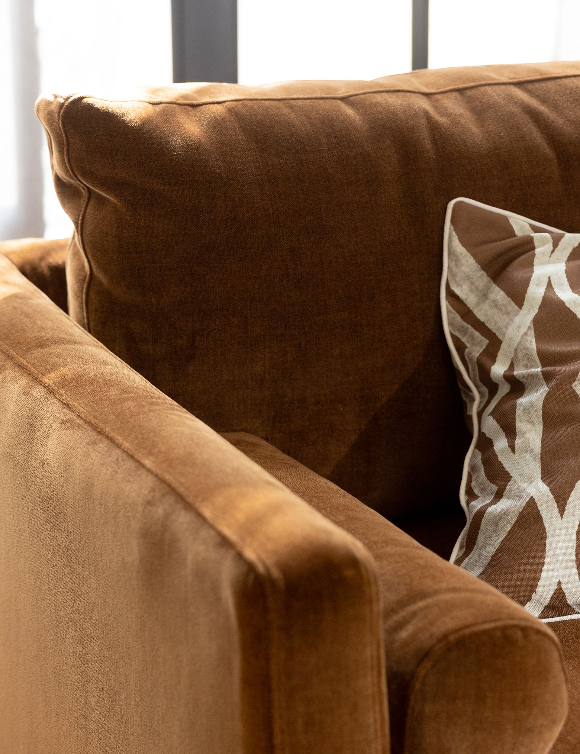 Moore Chenille Snuggle Chair - Image 3