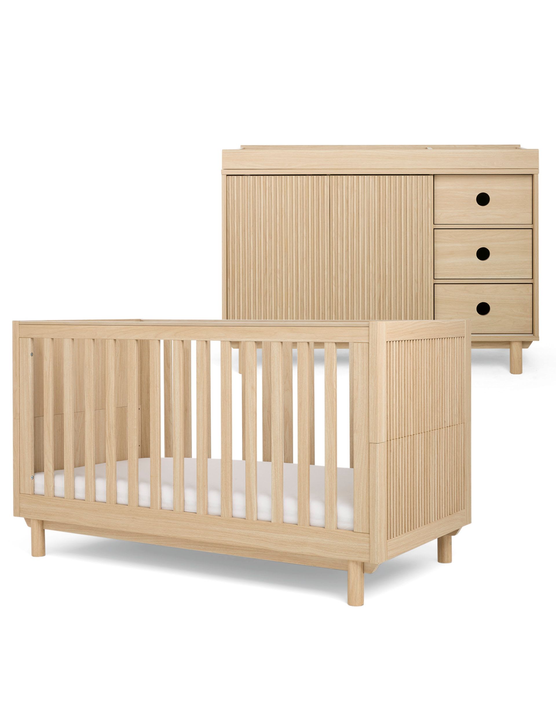 Oska Cot Bed & Wide Dresser Changer - Image 2