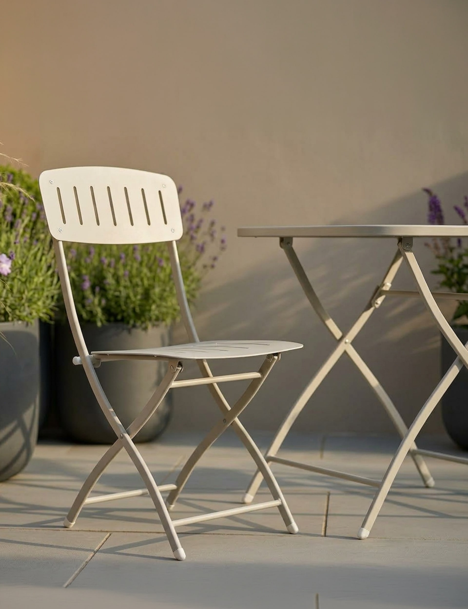 Venice Square Bistro Set 70cm x 70xm - Image 3