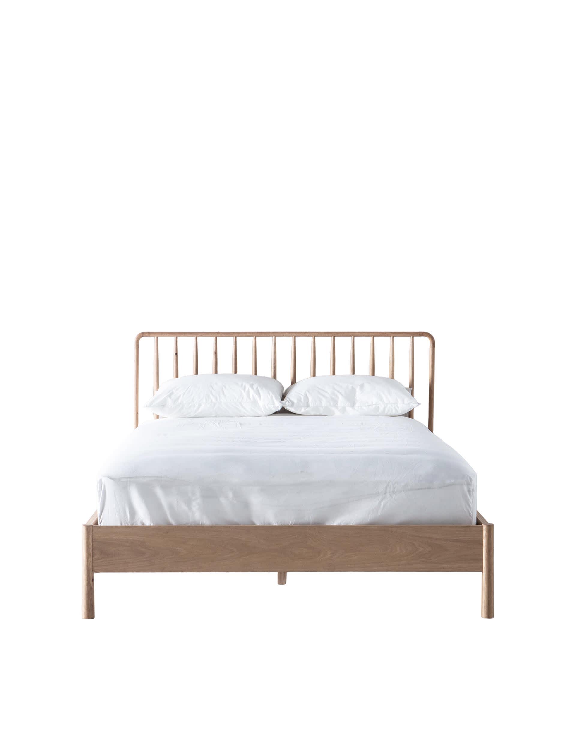 Wycombe 4'6" Spindle Bed - Image 2