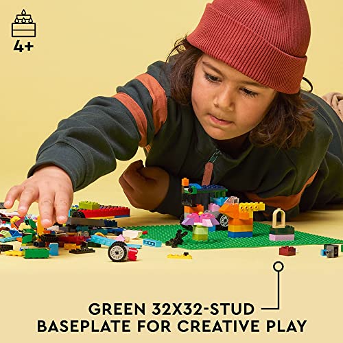 LEGO Classic Green Baseplate, Square 32x32 Stud Foundation to Build, Play, and Display Brick Creations, Great for Grassy Nature Landscapes,...